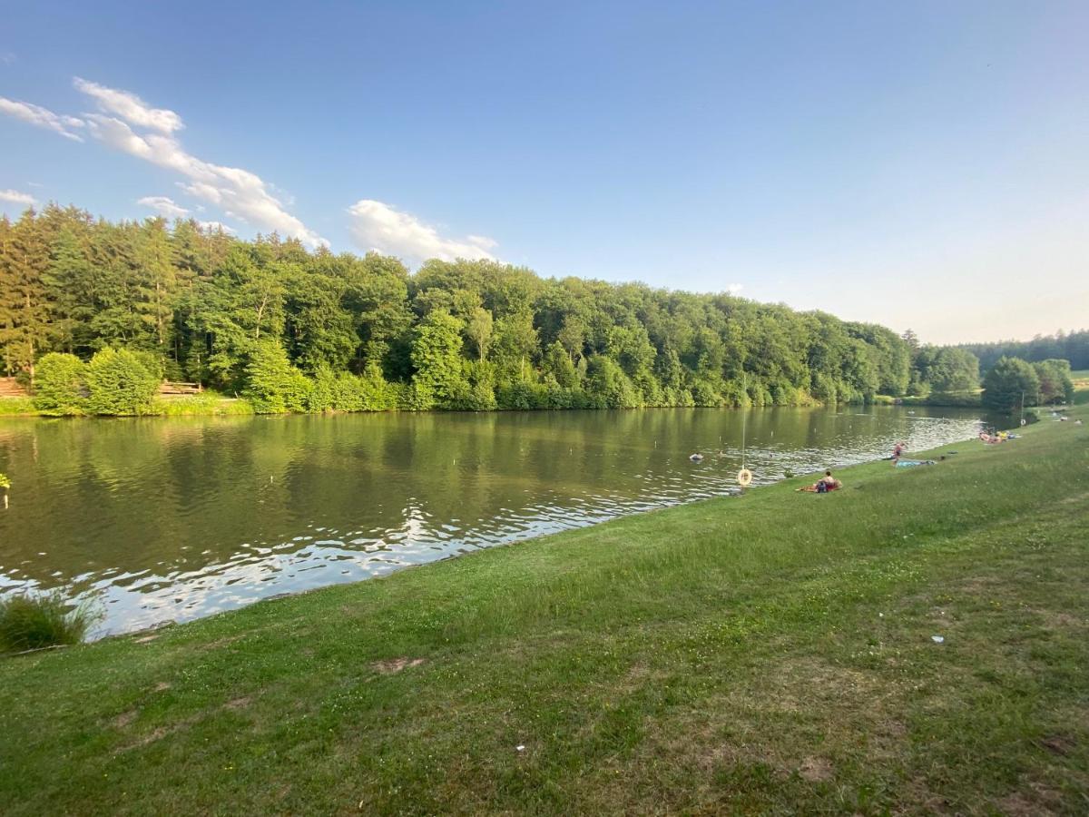 Pension-Ferienwohnung Liesbachtal Direkt Am Waldrand Bayerische Rhoen Schonau an der Brend ภายนอก รูปภาพ